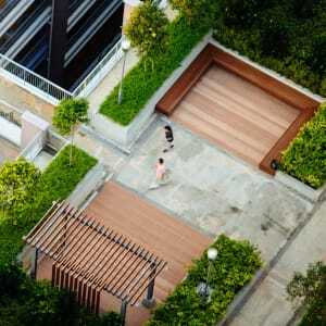 people-meeting-on-rooftop-of-healthy-building-1x1